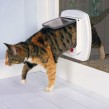CATMATE GLASS FITTING ELECTROMAGNETIC CAT DOOR